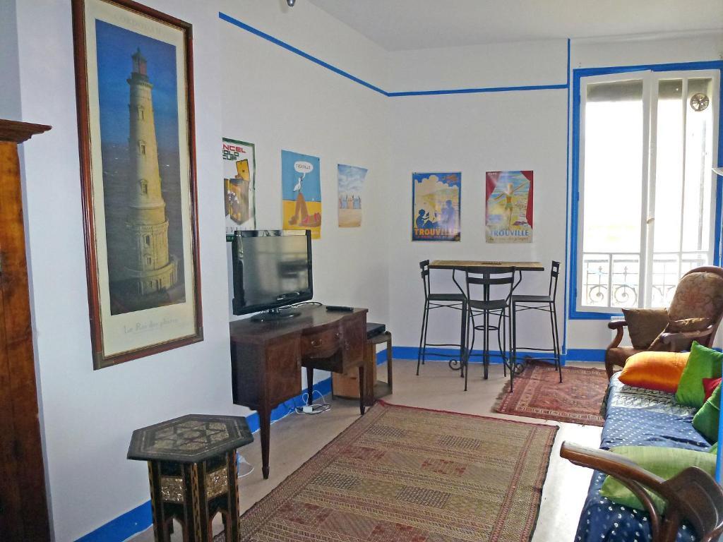 Paradis Les Pieds Sur Le Sable Trouville Palace Cameră foto